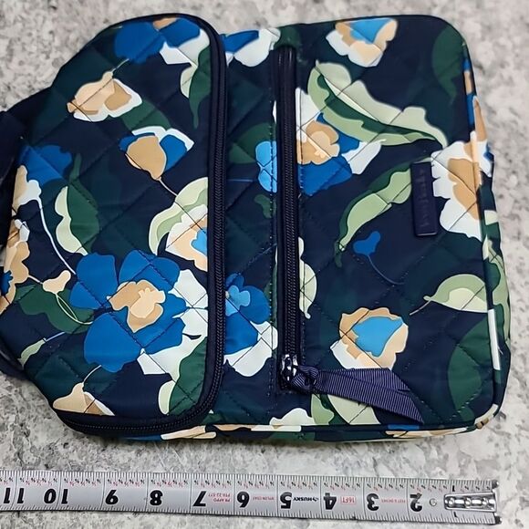 Vera Bradley Performance Twill Crossbody Lunch Tote - Immersed Blooms - Picture 8 of 10